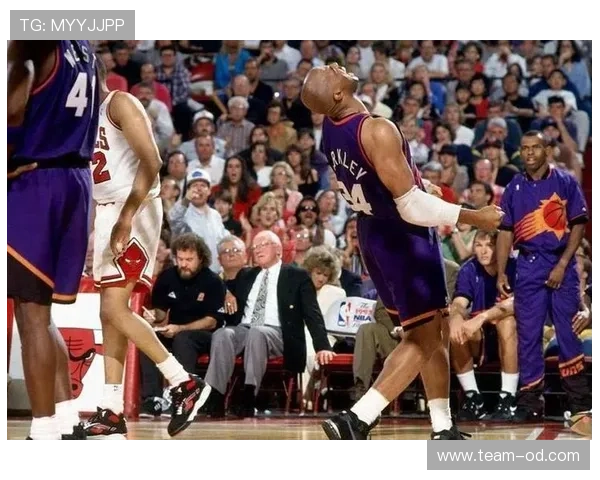 查尔斯·巴克利单打效率超乔丹 打造内线得分新高度