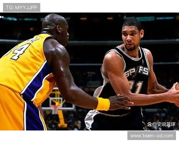 奥尼尔篮下强攻效率远超当代中锋，主导球队内线进攻体系